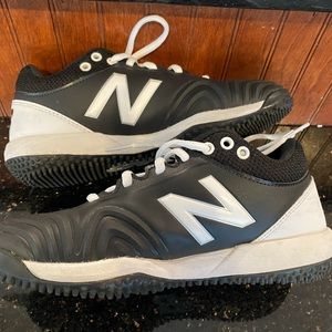 New Balance Turf shoes size 6